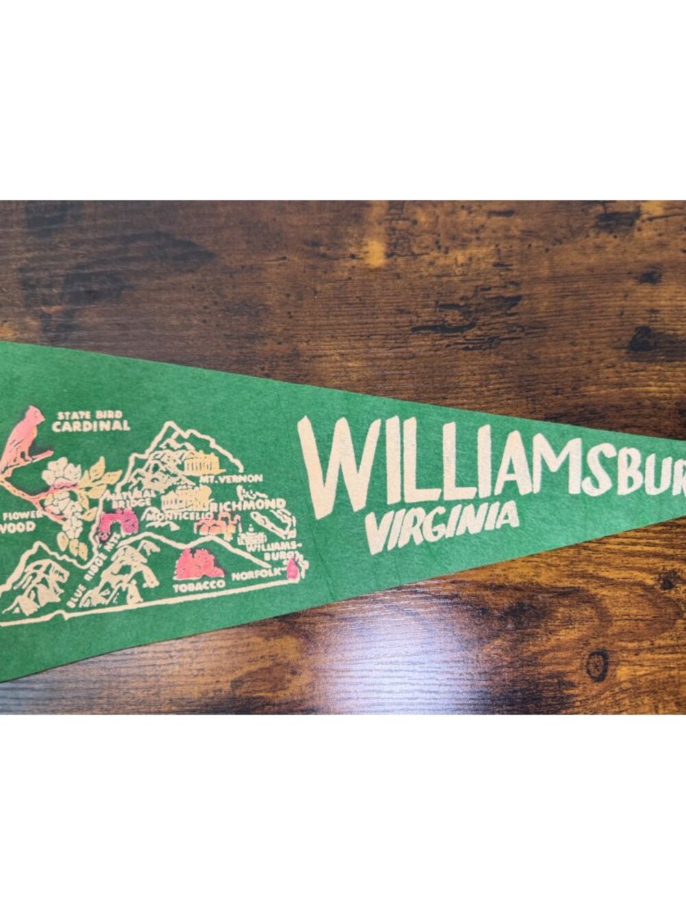 Vintage Williamsburg Virginia Felt Souvenir Pennant With State Map Graphics - Picture 3 of 7